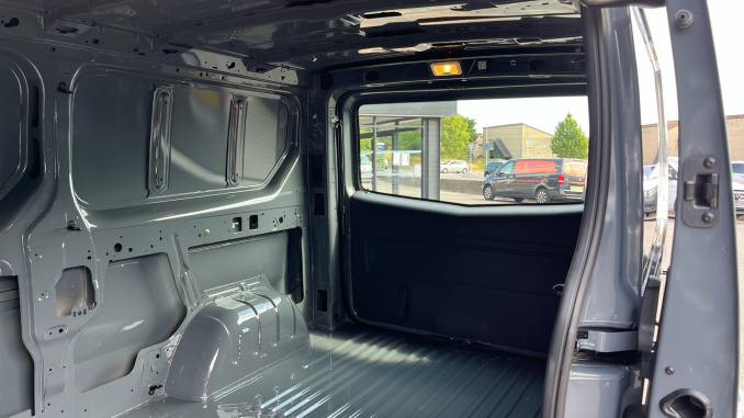 Renault Trafic Lwb Diesel LL30 Blue dCi 130 Advance [Safety] Van - Image 14